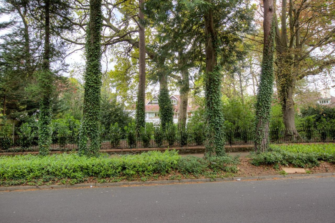 Luxury 3 Bedroom Apartment Close To Beach, Bournemouth & Meyrick Park Екстериор снимка